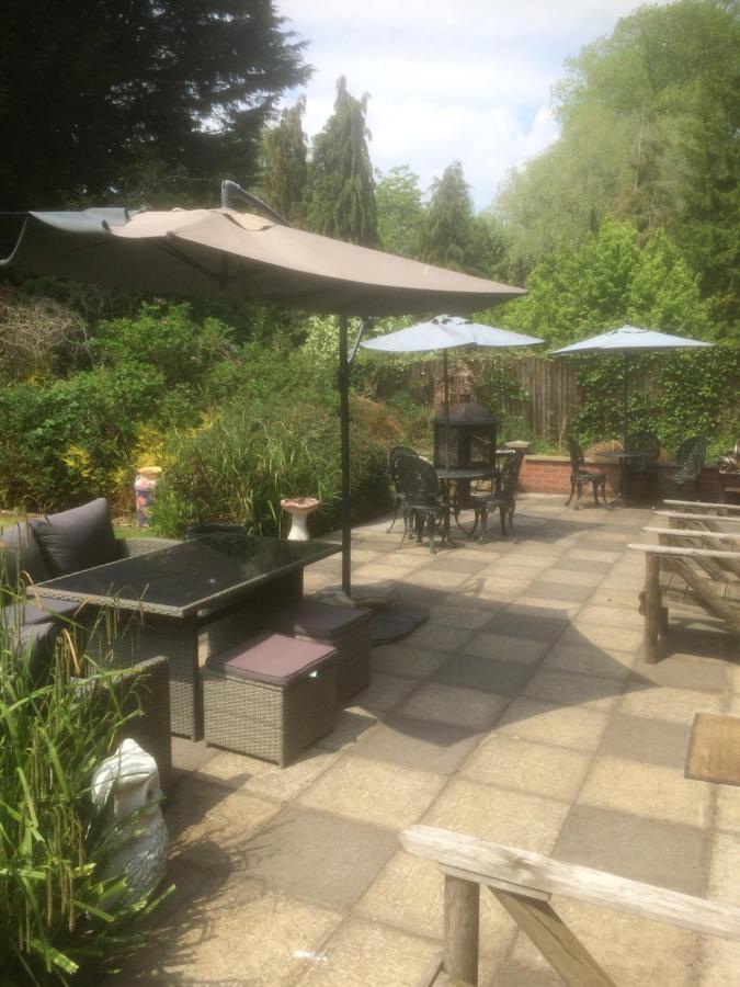 The Bridge Guest House Coltishall Екстериор снимка