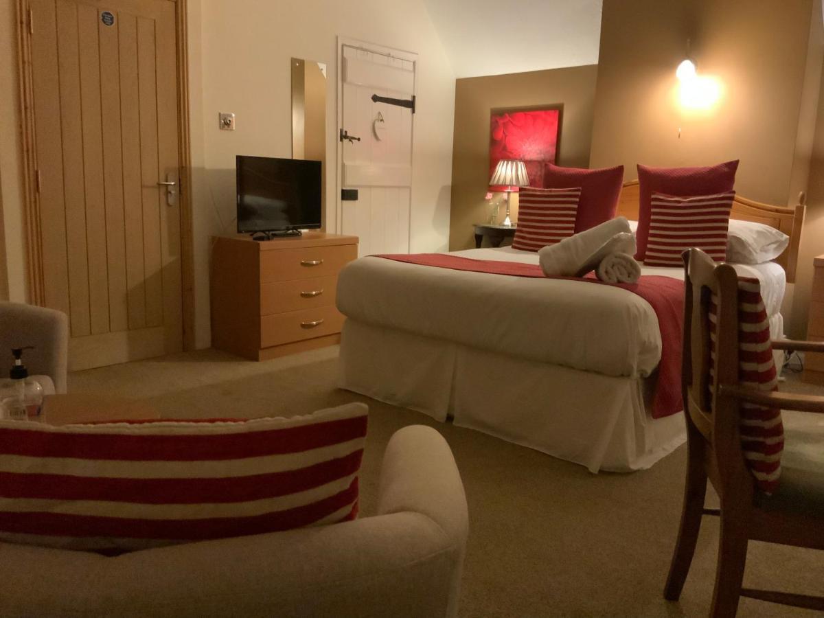 The Bridge Guest House Coltishall Екстериор снимка